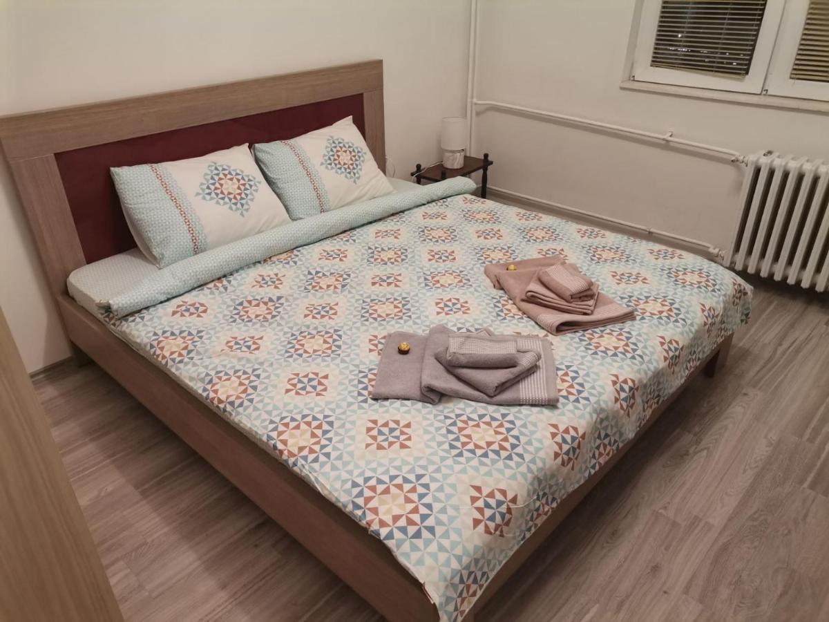 Calla 1 - Modern & Cozy Main Square Apartment In The City Shopping Center - Parking Slot With Parking Security สโกเปีย ภายนอก รูปภาพ