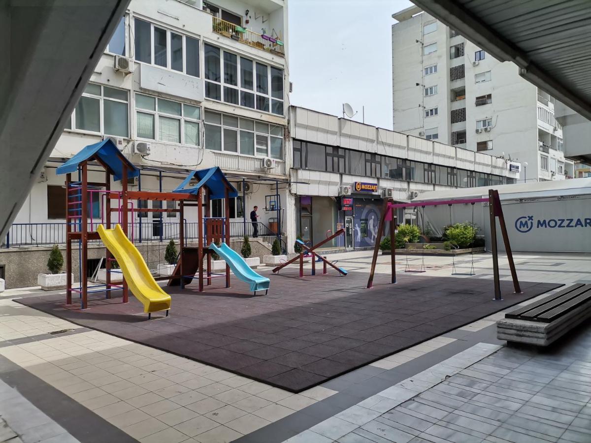 Calla 1 - Modern & Cozy Main Square Apartment In The City Shopping Center - Parking Slot With Parking Security สโกเปีย ภายนอก รูปภาพ