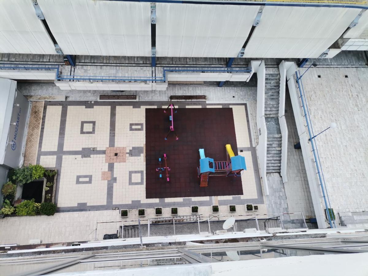 Calla 1 - Modern & Cozy Main Square Apartment In The City Shopping Center - Parking Slot With Parking Security สโกเปีย ภายนอก รูปภาพ